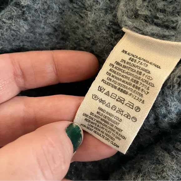 Free People Stella Softly V-Neck Sweater Alpaca Blend Small Oversized - Picture 8 of 8